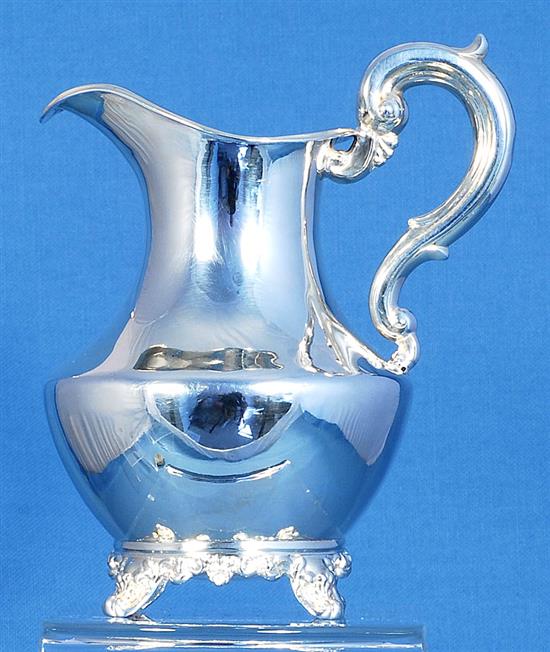 An early Victorian silver cream jug, by William Hunter, Height: 160mm Weight: 8.4oz/263grms